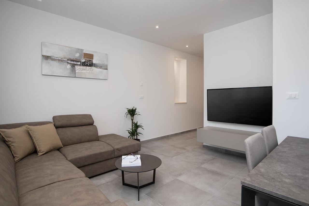 Apartments Igor 메덜린 외부 사진