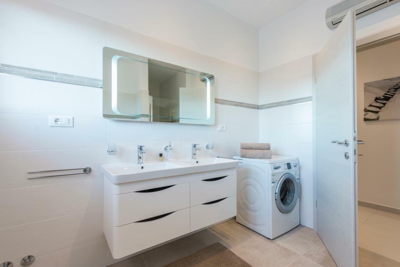 Apartments Igor 메덜린 외부 사진